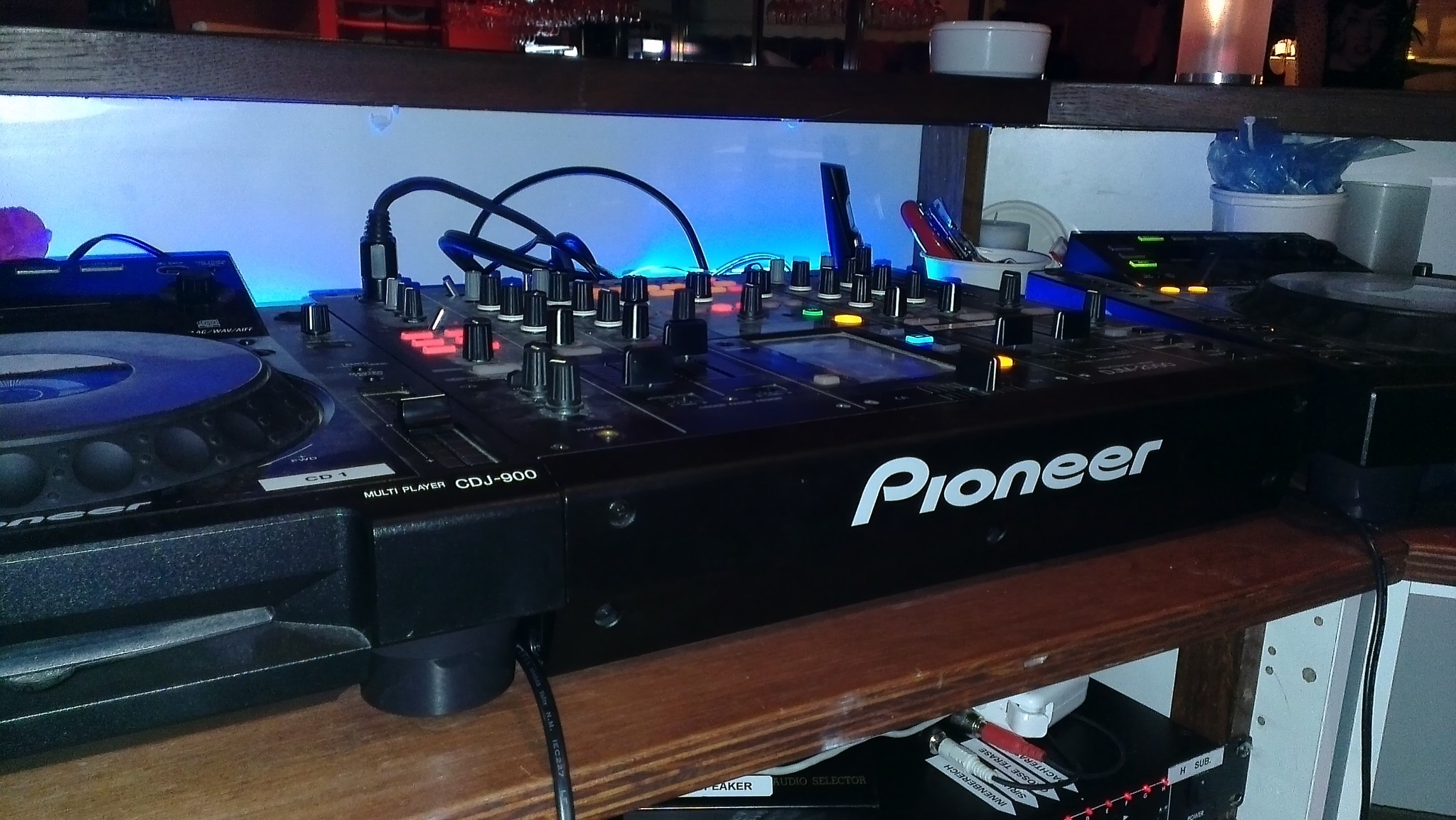 Equipo Pioneer CDJ-900 de DJ Tofol